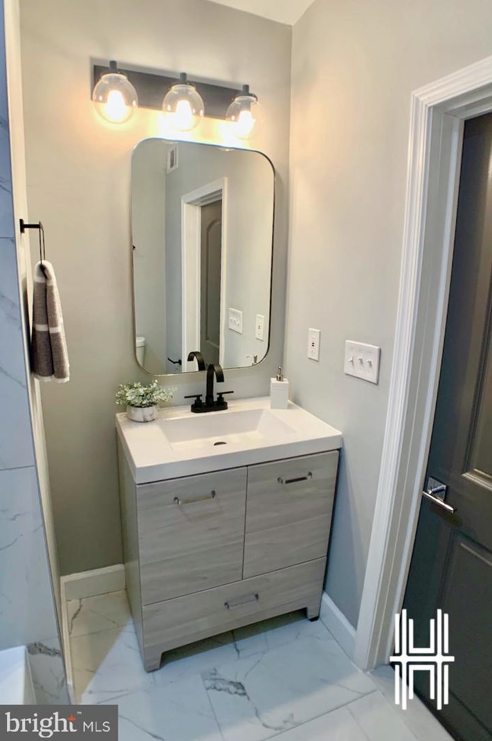 3900 Cottage Ave, Baltimore MD  21215-7012 exterior