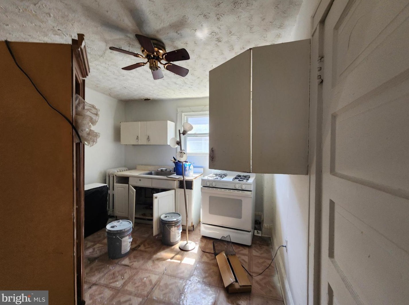 3819 Hayward Ave, Baltimore, MD 21215-5009