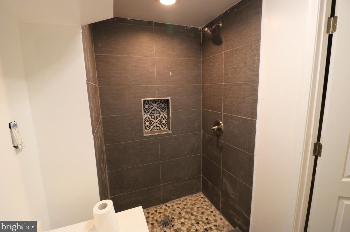 2624 Grogan Ave, Baltimore MD  21213-3708 exterior