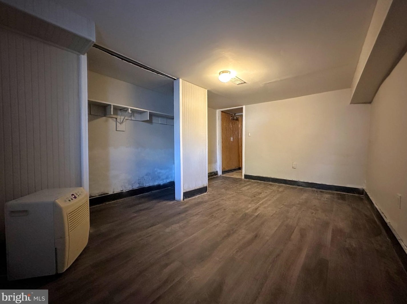 1005 Appleton St, Baltimore MD  21217-1102 exterior