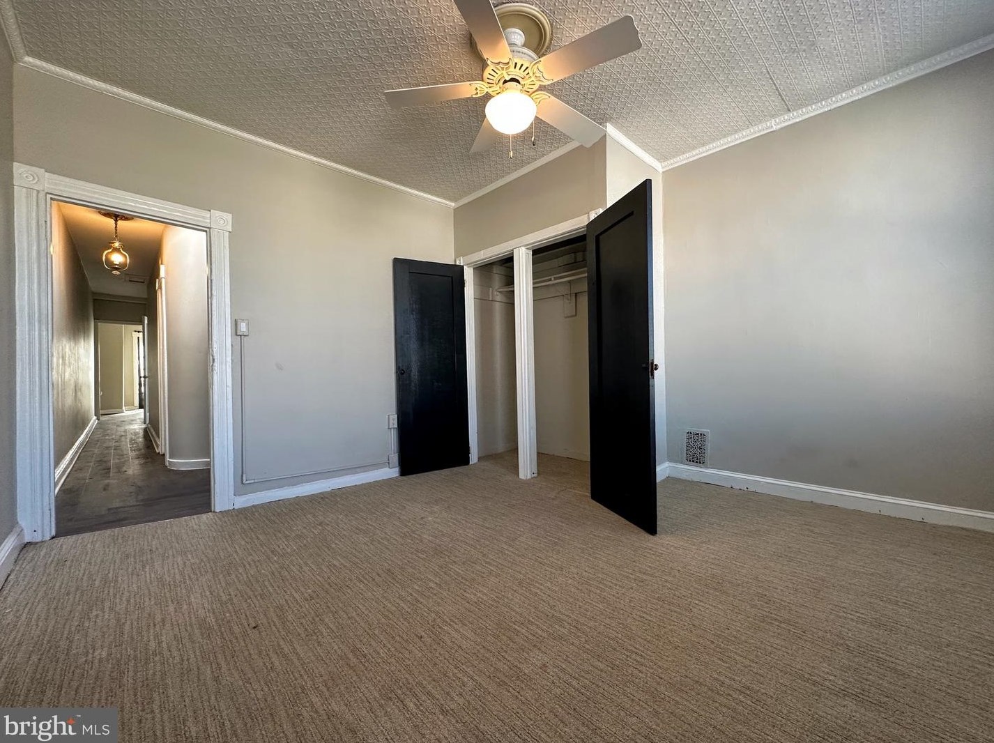 1005 Appleton St, Baltimore MD  21217-1102 exterior