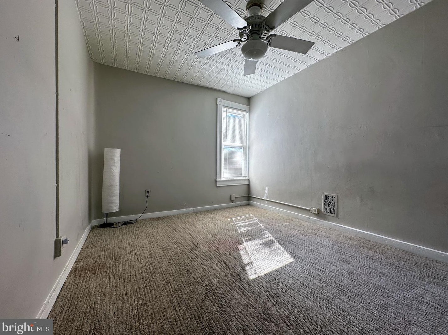 1005 Appleton St, Baltimore MD  21217-1102 exterior