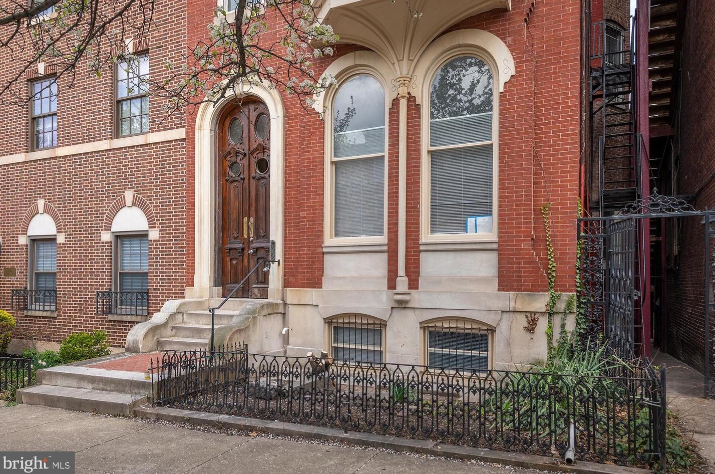 1407 Park Ave, Baltimore MD  21217-4231 exterior