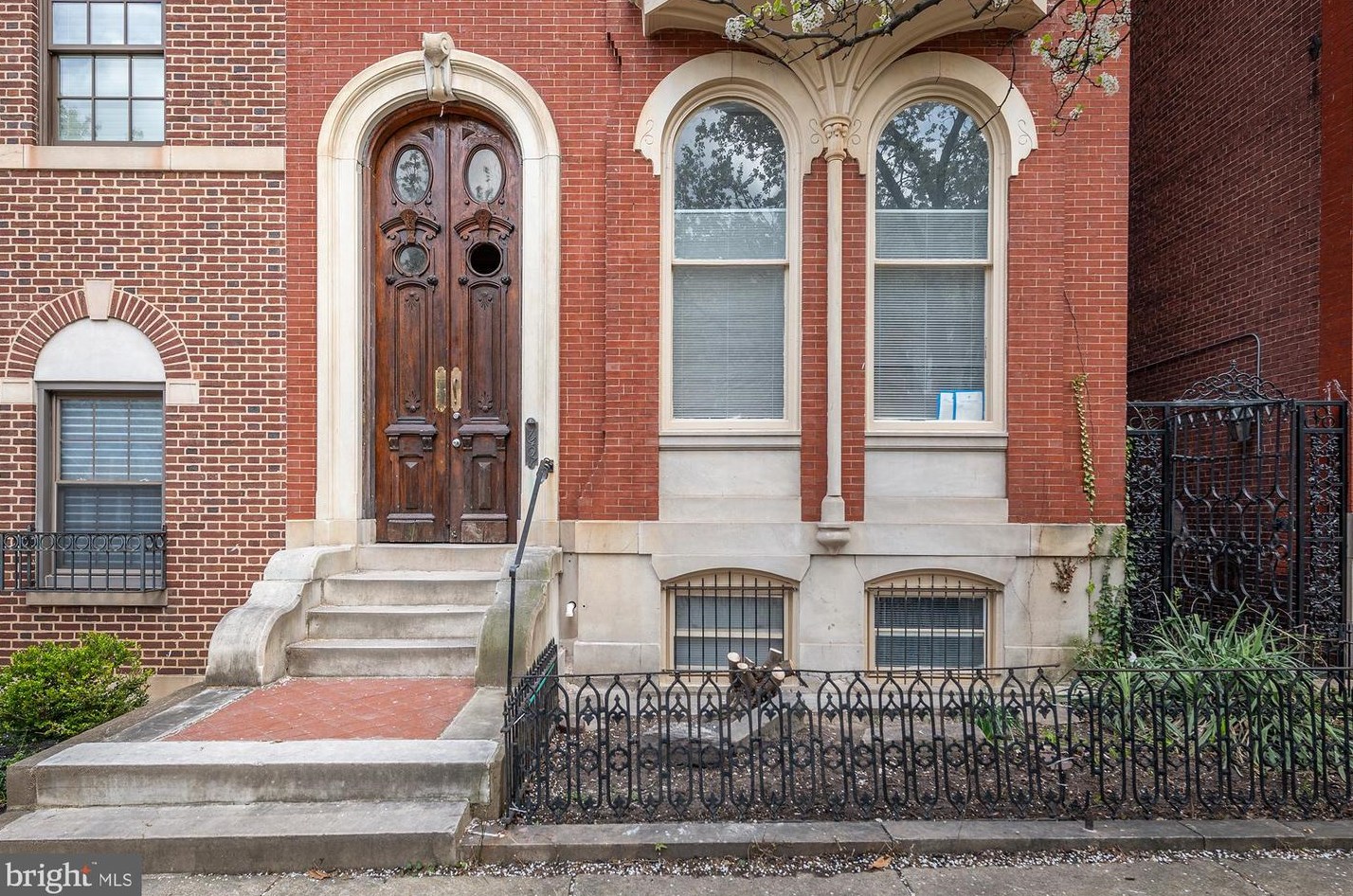 1407 Park Ave, Baltimore MD  21217-4231 exterior
