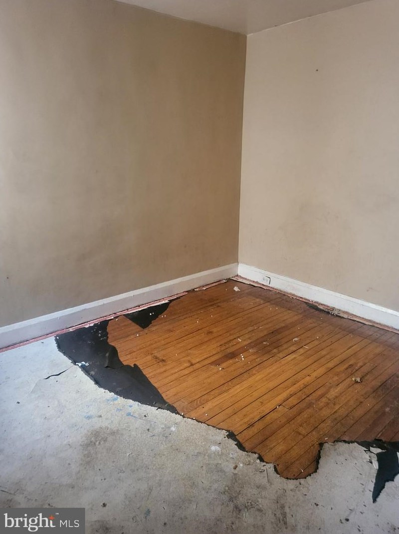 902 Streeper St, Baltimore MD  21205-1327 exterior