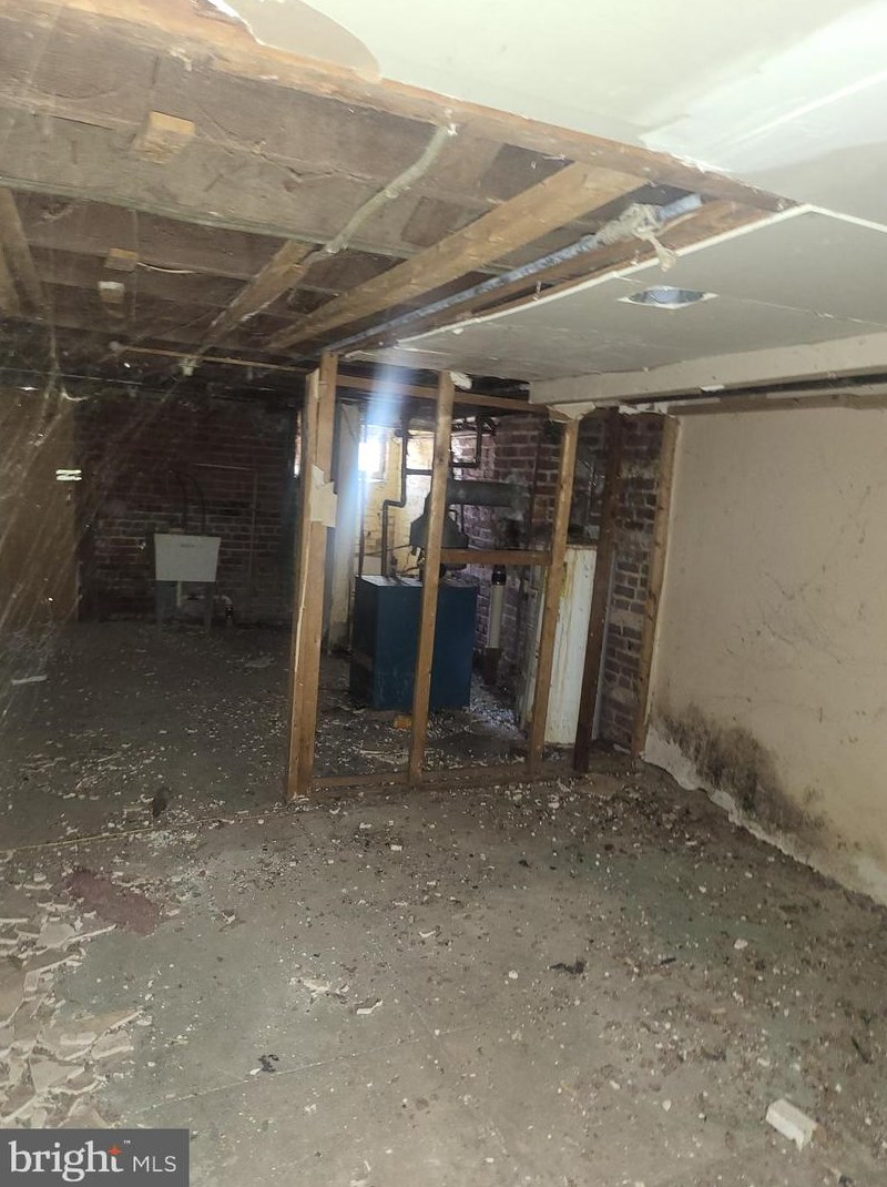 902 Streeper St, Baltimore MD  21205-1327 exterior