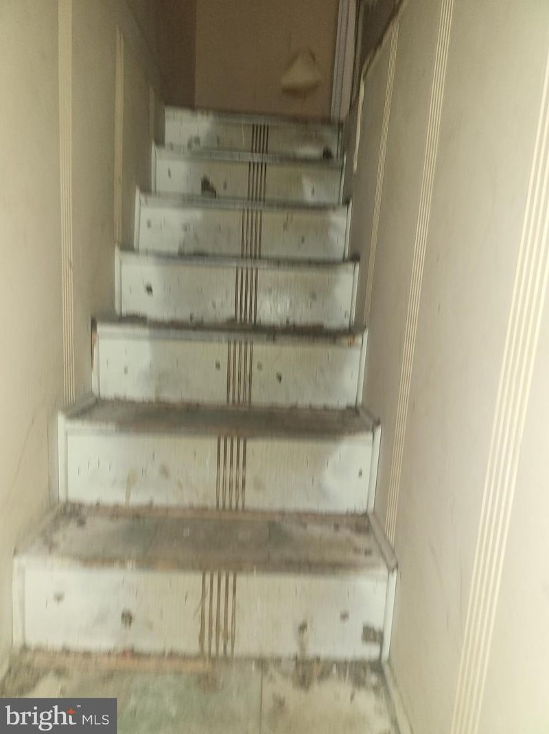 902 Streeper St, Baltimore MD  21205-1327 exterior