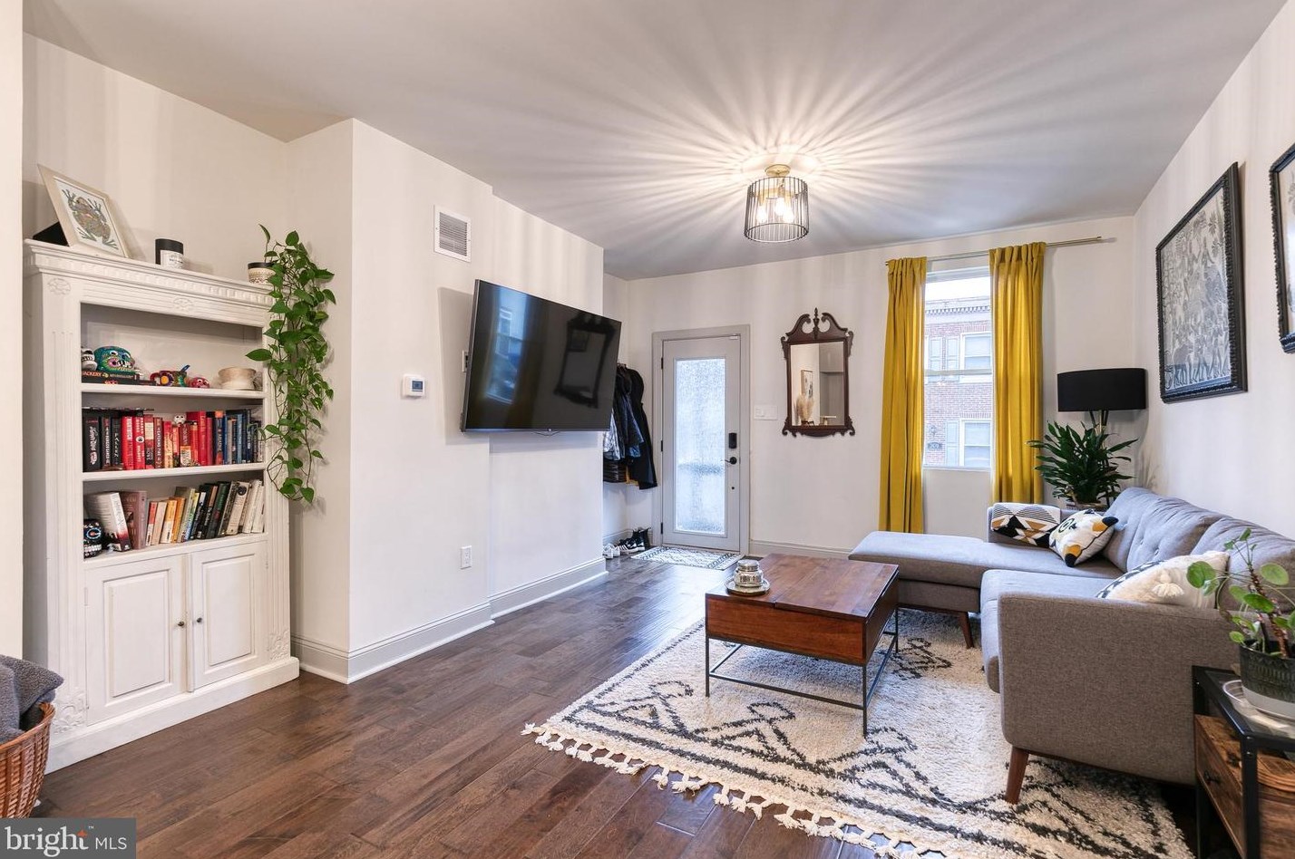 3437 Ash St, Baltimore MD  21211-2309 exterior