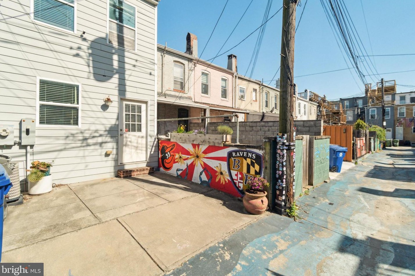 18 Potomac St, Baltimore MD  21224-1335 exterior