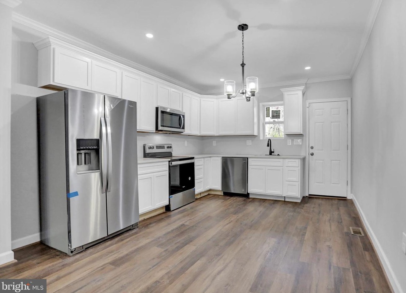 2620 Boone St, Baltimore MD  21218-4716 exterior