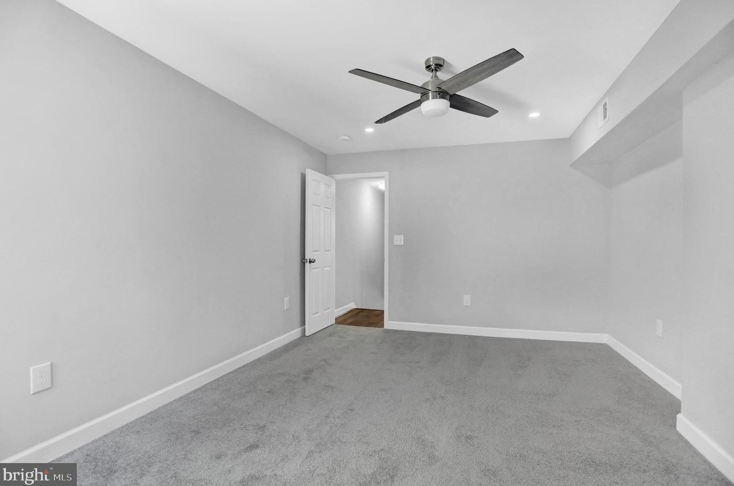 2620 Boone St, Baltimore MD  21218-4716 exterior