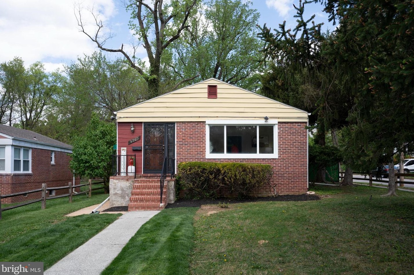 5707 Key Ave, Baltimore, MD 21215-4044