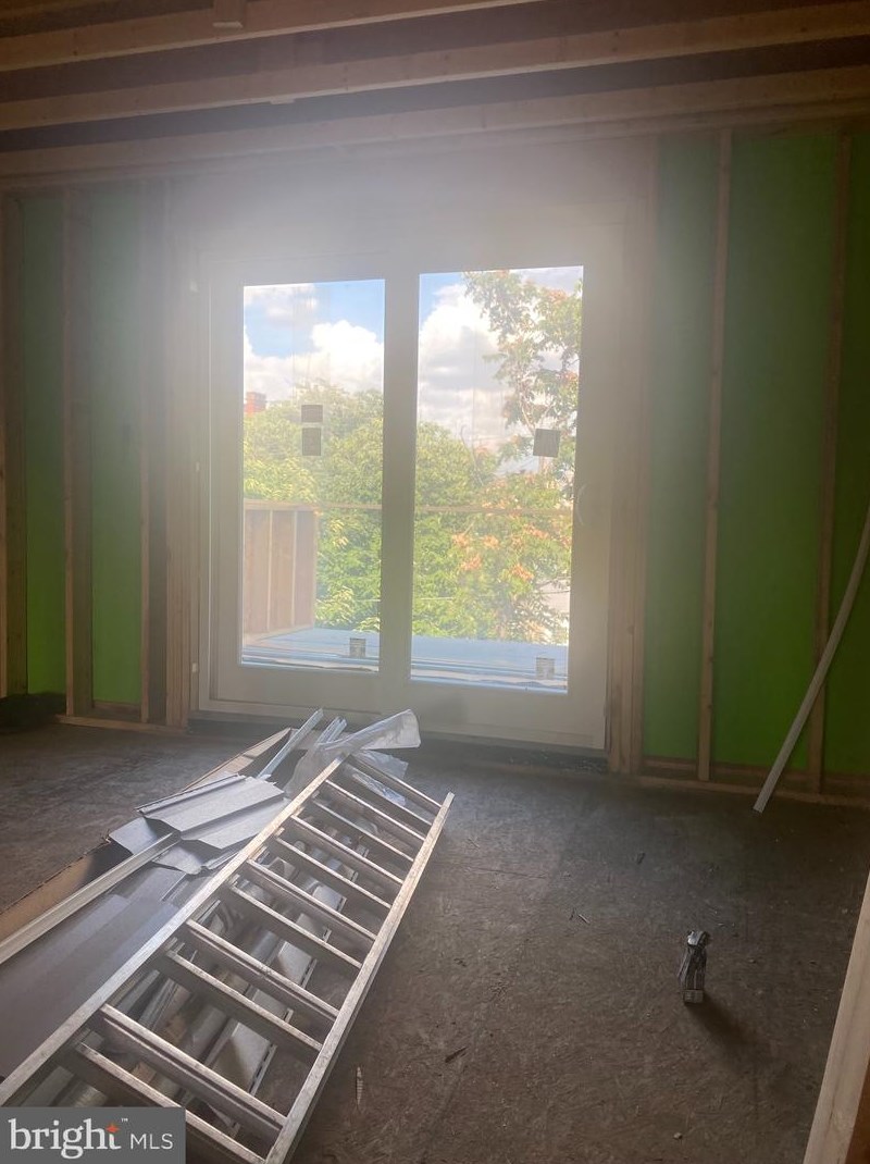 223 Stricker St, Baltimore MD  21223-3113 exterior