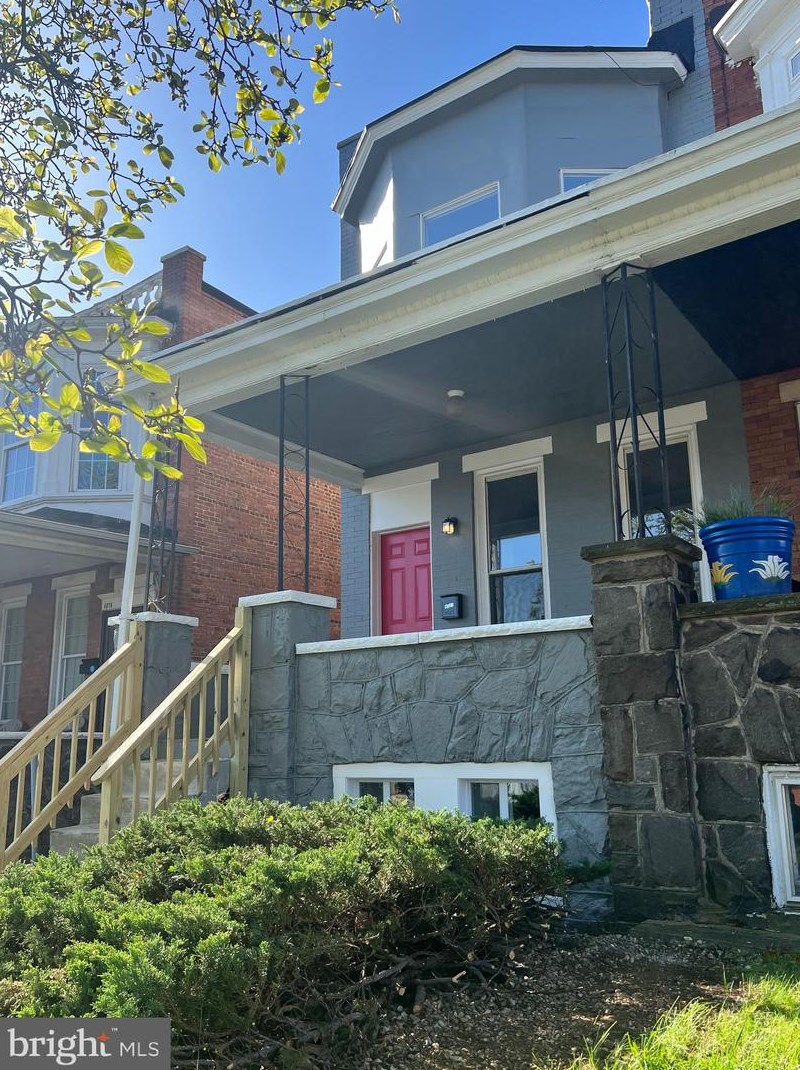 4021 Edmondson Ave, Baltimore MD  21229-2903 exterior