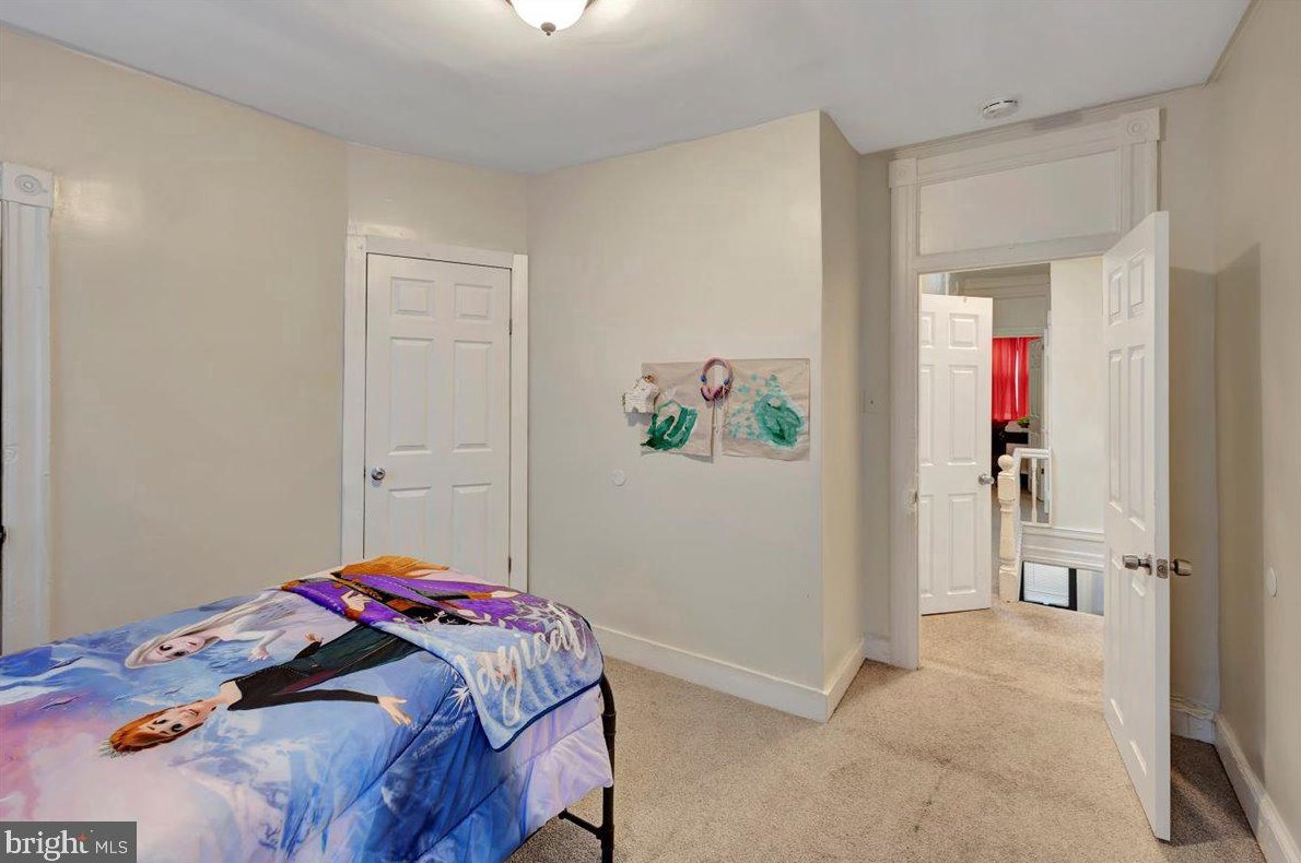 803 Montford Ave, Baltimore MD 21205-2523 exterior