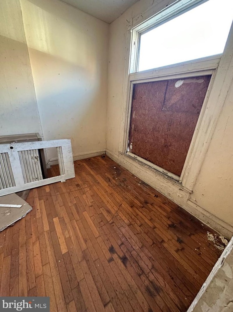 2231 Baltimore St, Baltimore, MD 21223-2128