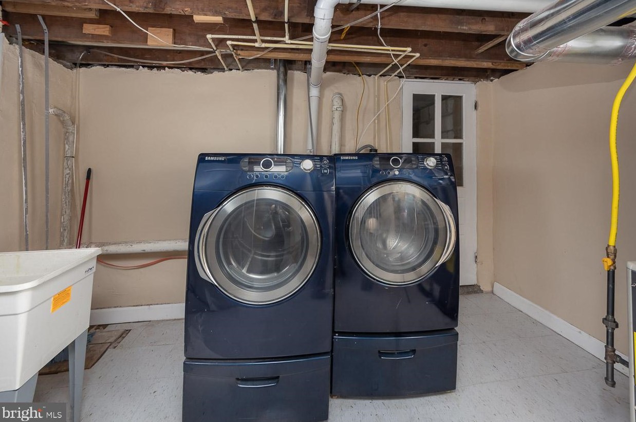 4406 Pall Mall Rd, Baltimore MD  21215-6908 exterior