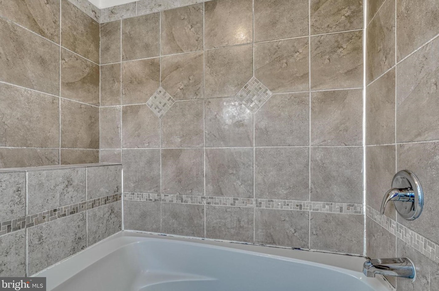 4208 Raspe Ave, Baltimore MD  21206-1910 exterior