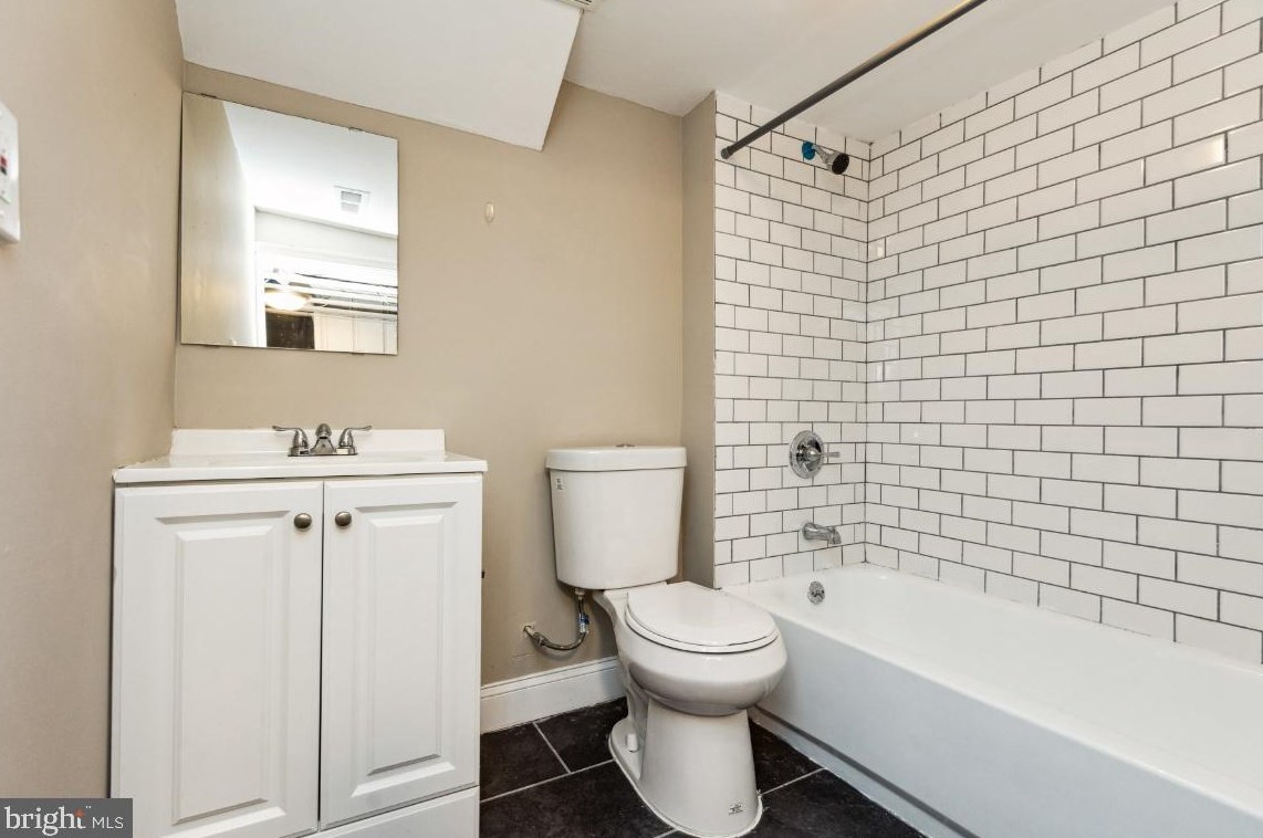 3918 Greenspring Ave, Baltimore MD  21211-1311 exterior