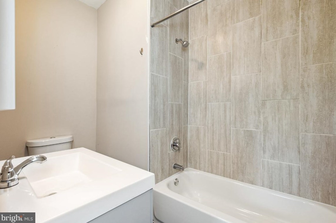 3918 Greenspring Ave, Baltimore MD  21211-1311 exterior