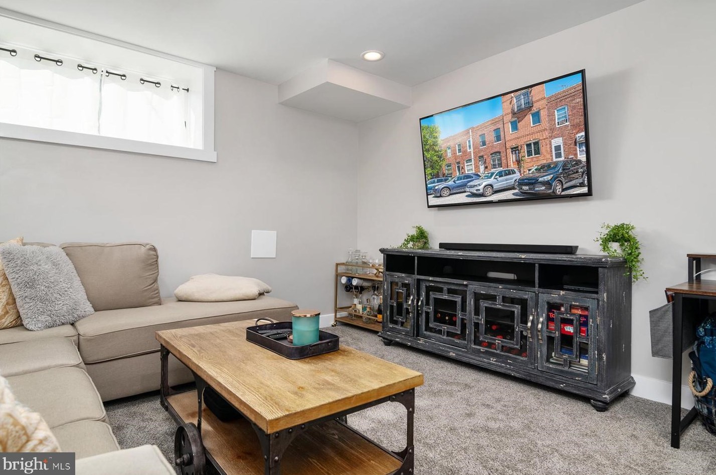 1007 Clinton St, Baltimore MD  21224-5027 exterior