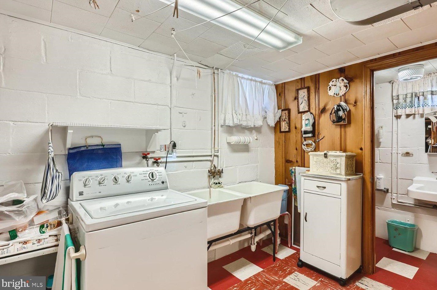 3552 Woodring Ave, Baltimore MD  21234-7917 exterior