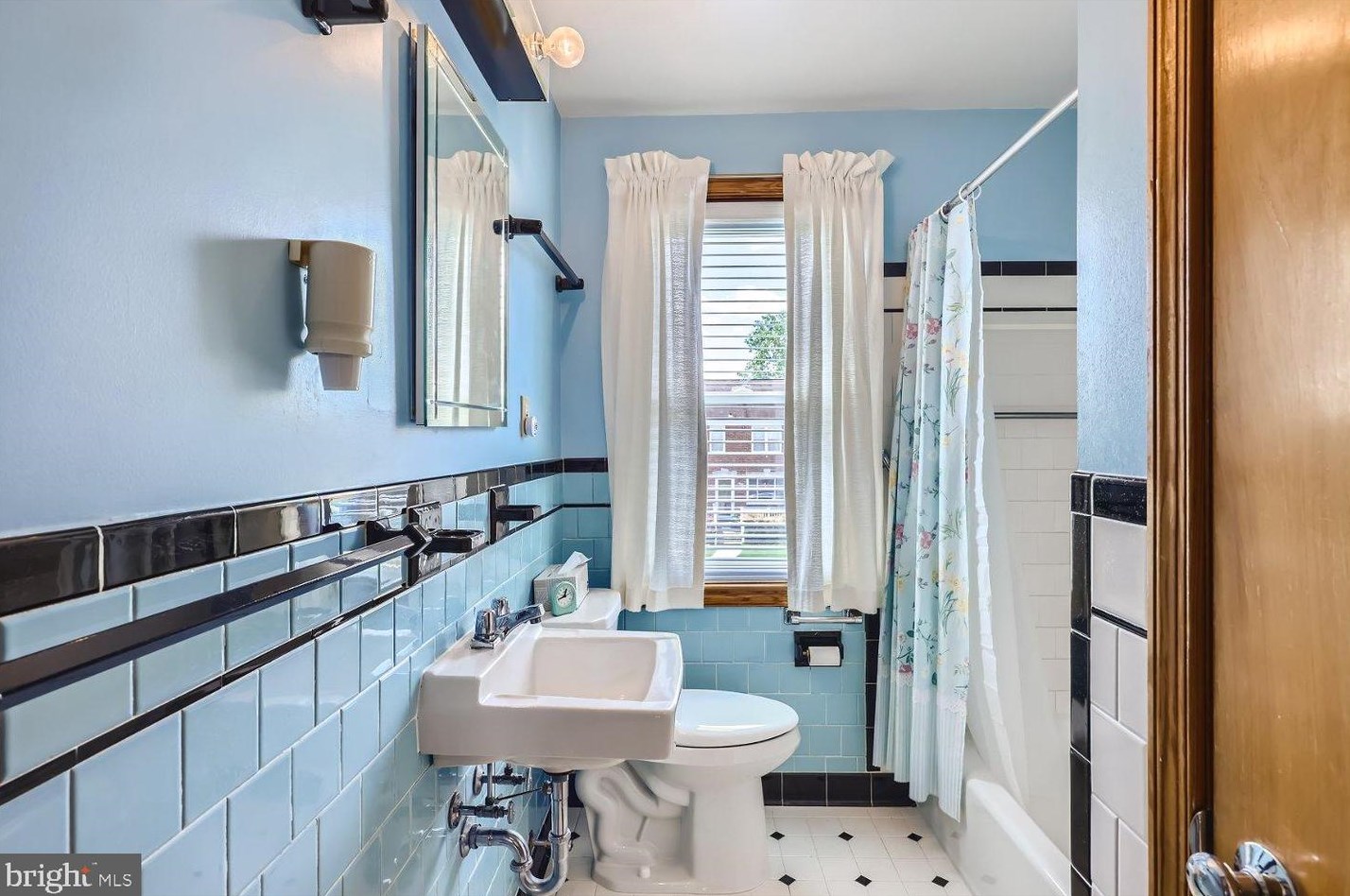 3552 Woodring Ave, Baltimore MD  21234-7917 exterior