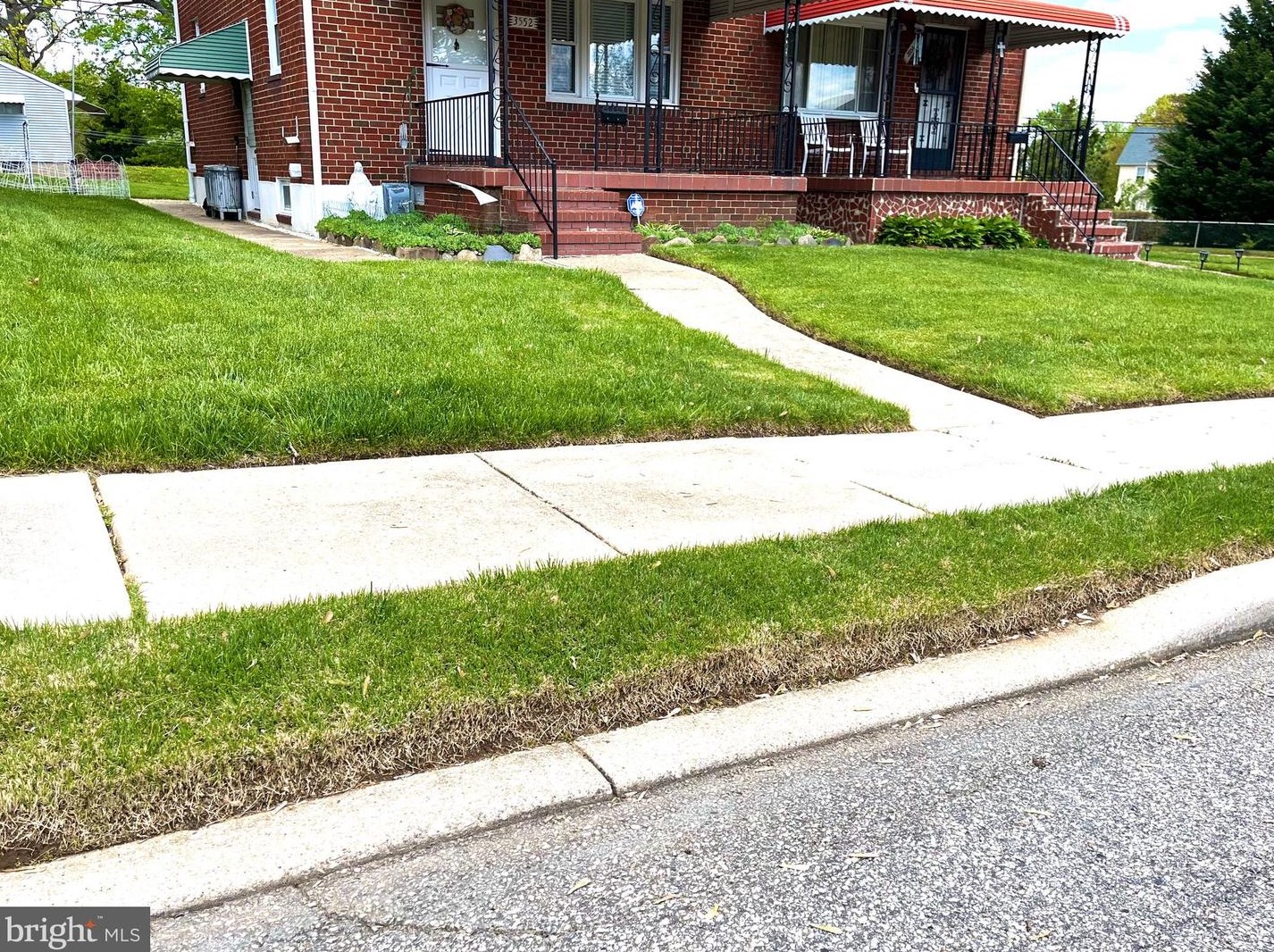 3552 Woodring Ave, Baltimore MD  21234-7917 exterior