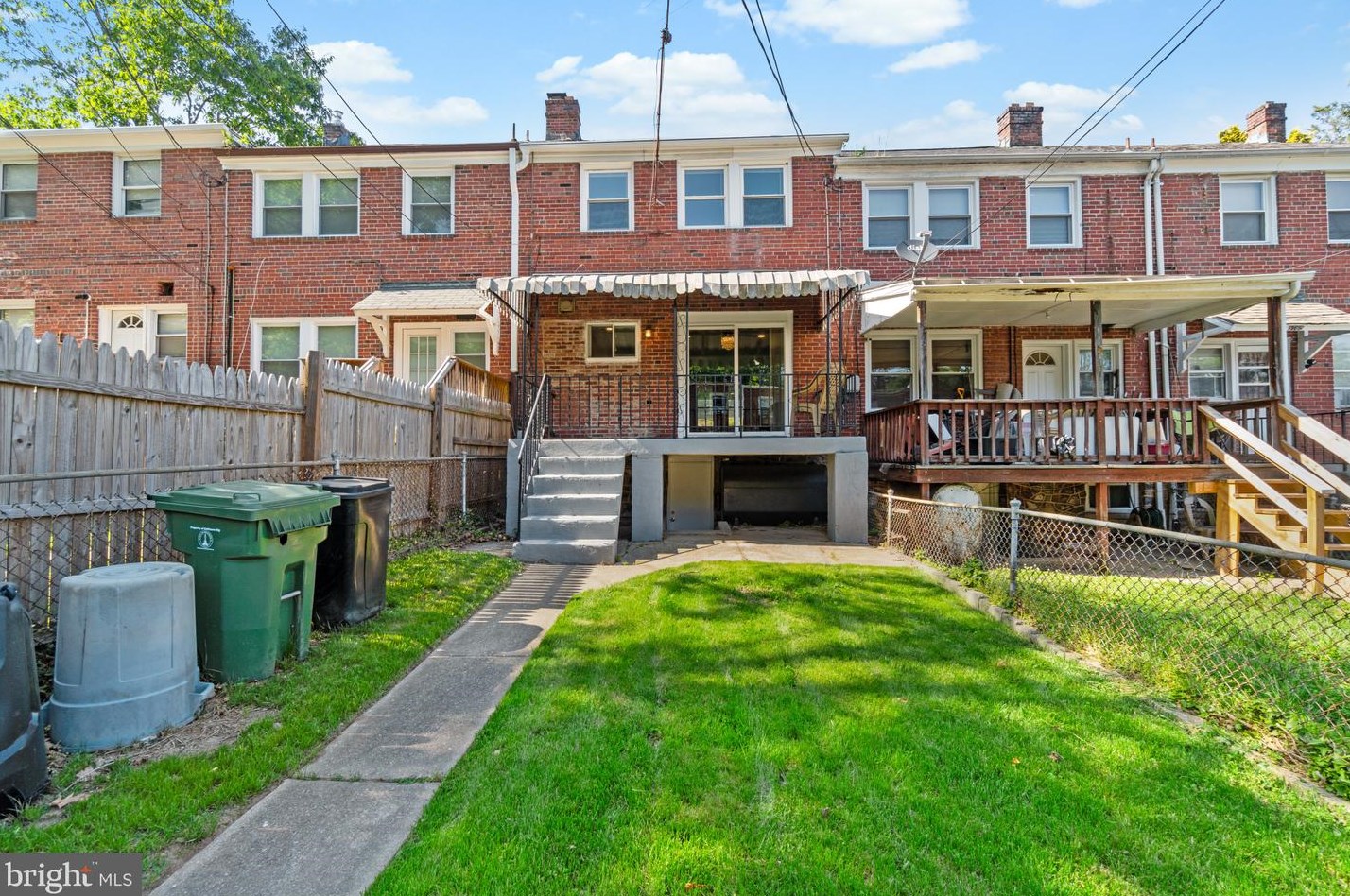 5169 Frederick Ave, Baltimore MD  21229-3218 exterior