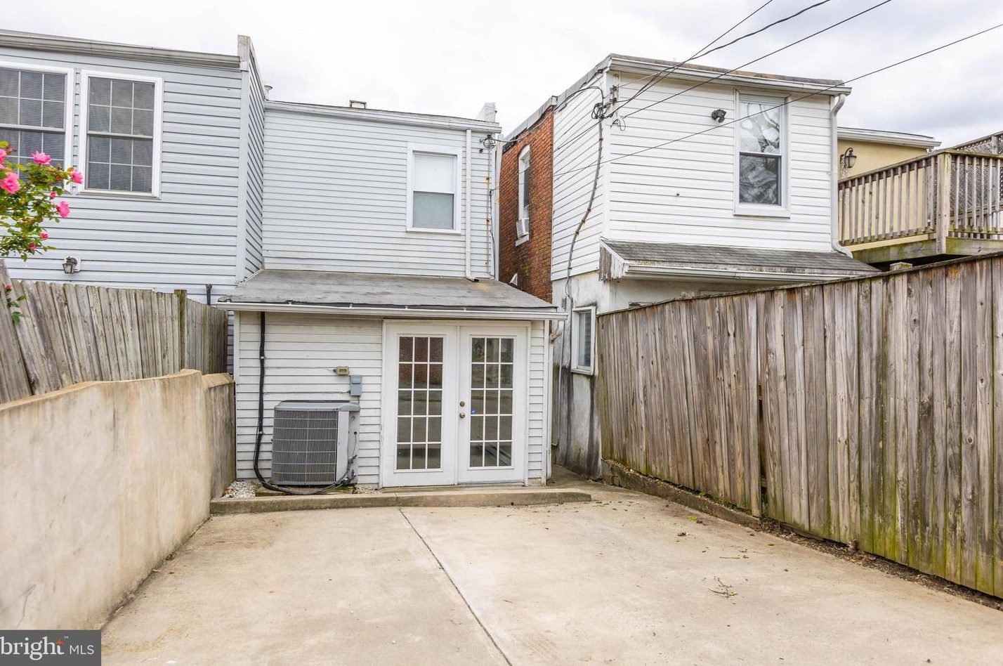 706 33rd St, Baltimore MD  21218-3508 exterior