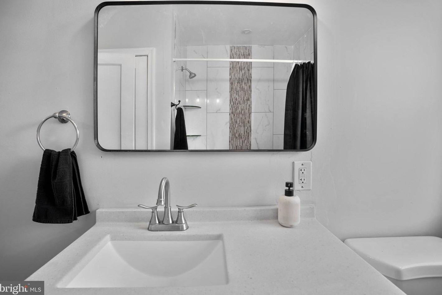 2907 Grantley Ave, Baltimore MD  21215-6614 exterior