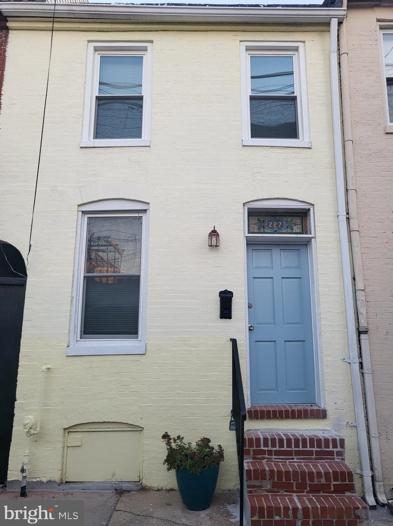 227 Durham St, Baltimore MD  21231-2606 exterior