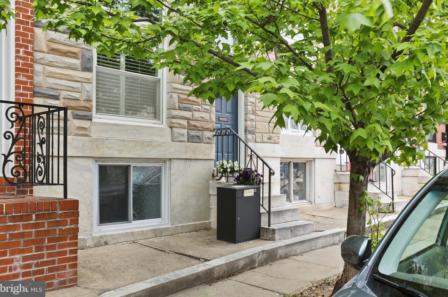 233 Bouldin St, Baltimore MD  21224-2316 exterior