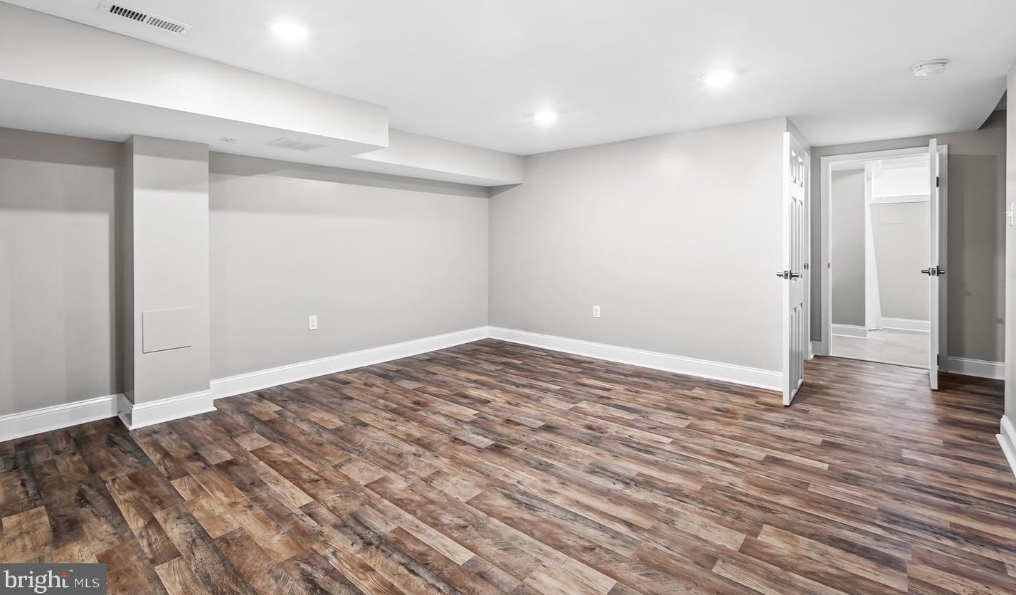 4571 Derby Manor Dr, Baltimore MD  21215-6538 exterior