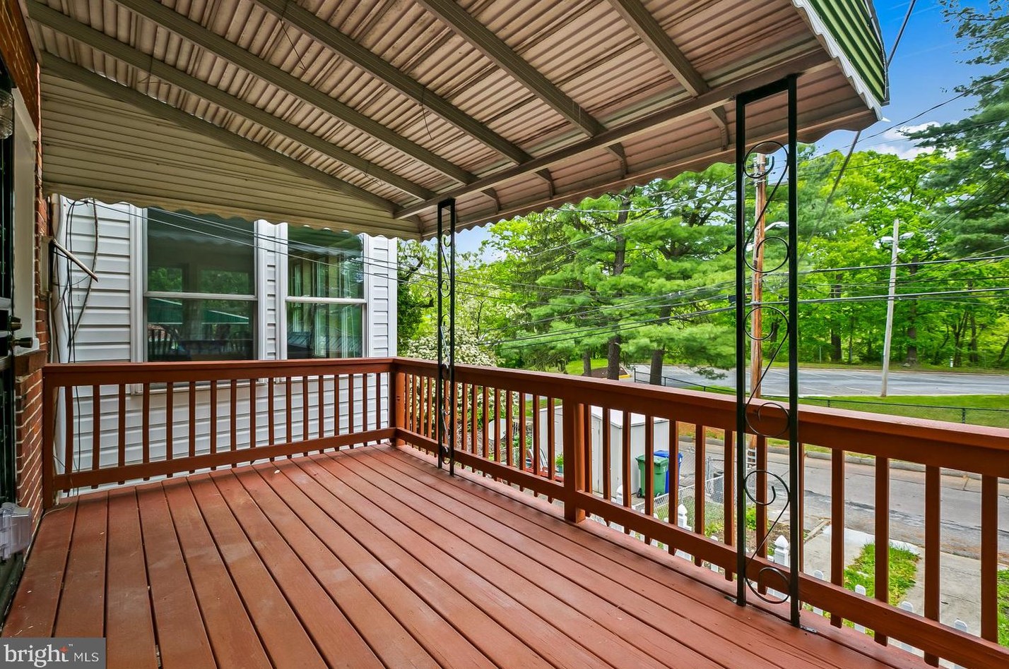 4571 Derby Manor Dr, Baltimore MD  21215-6538 exterior