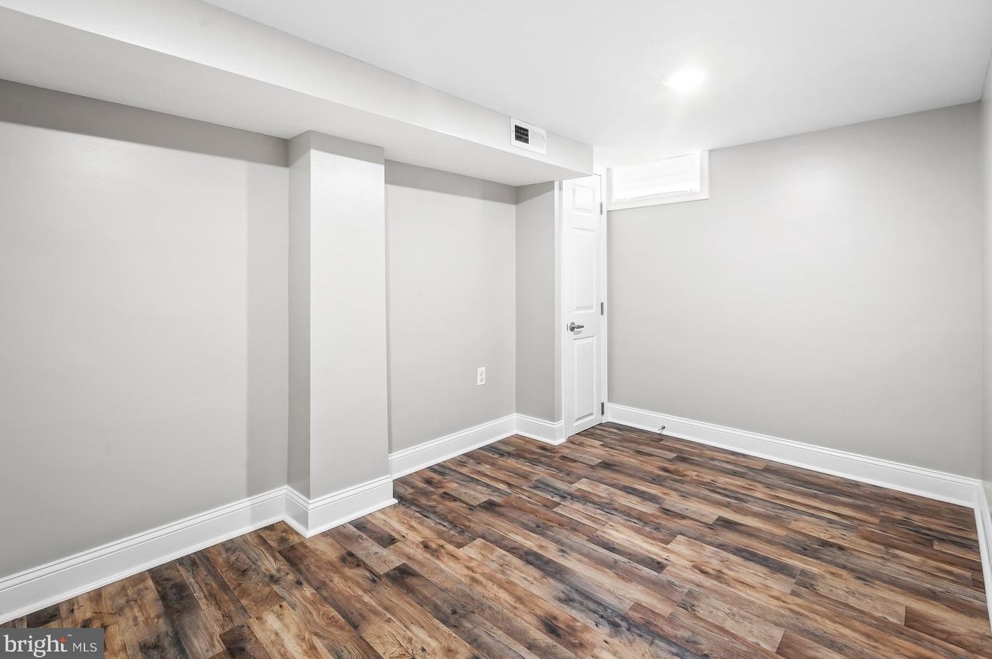 4571 Derby Manor Dr, Baltimore MD  21215-6538 exterior