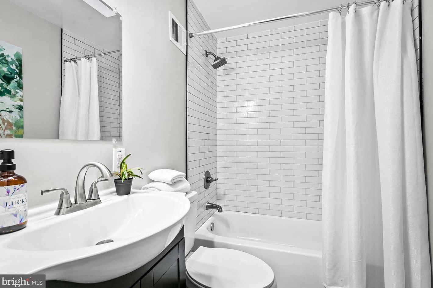4571 Derby Manor Dr, Baltimore MD  21215-6538 exterior