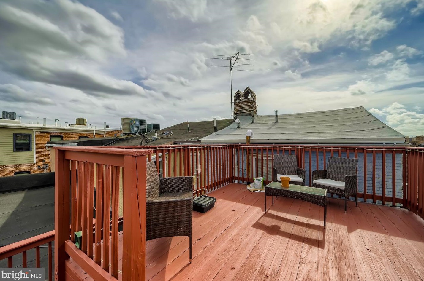 2104 Eastern Ave, Baltimore MD  21231-3107 exterior