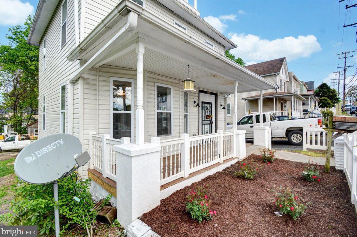 1621 Desoto Rd, Baltimore, MD 21230-1205