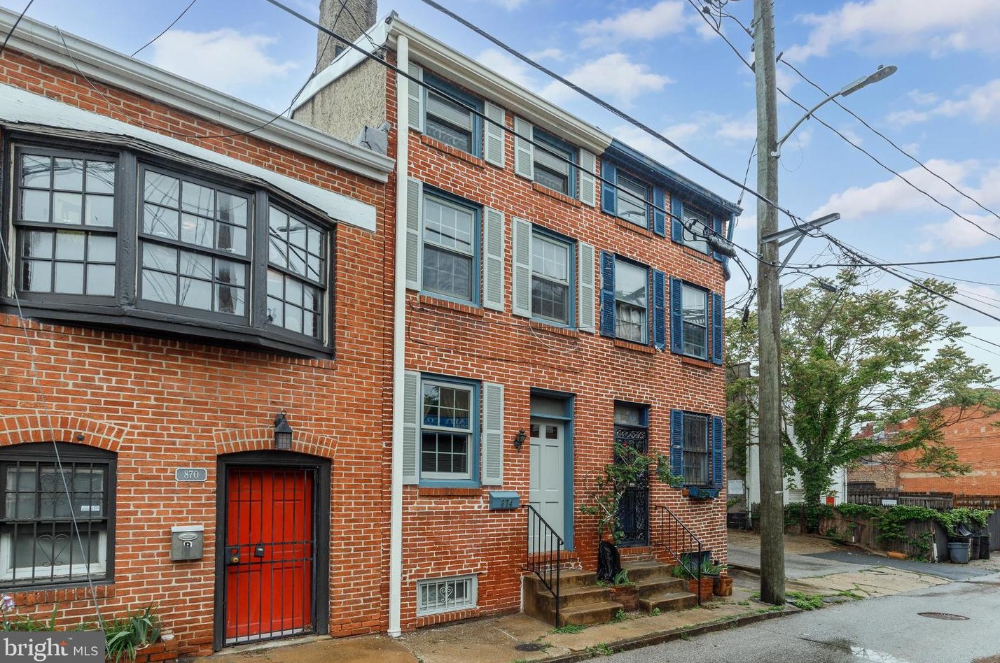 874 Tyson St, Baltimore, MD 21201-4805