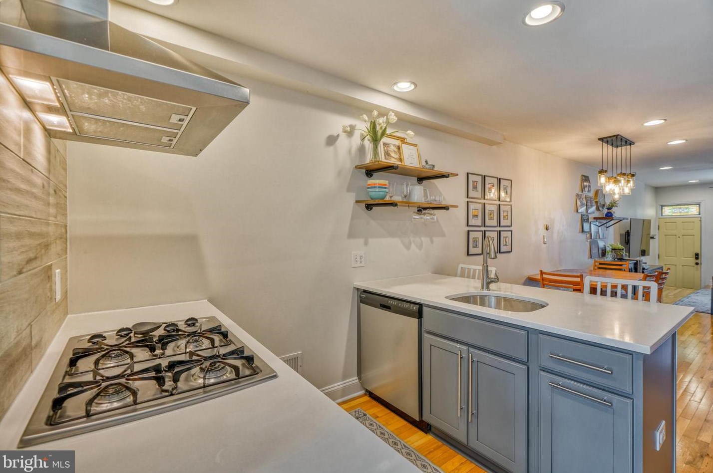 503 Bouldin St, Baltimore MD  21205-2807 exterior