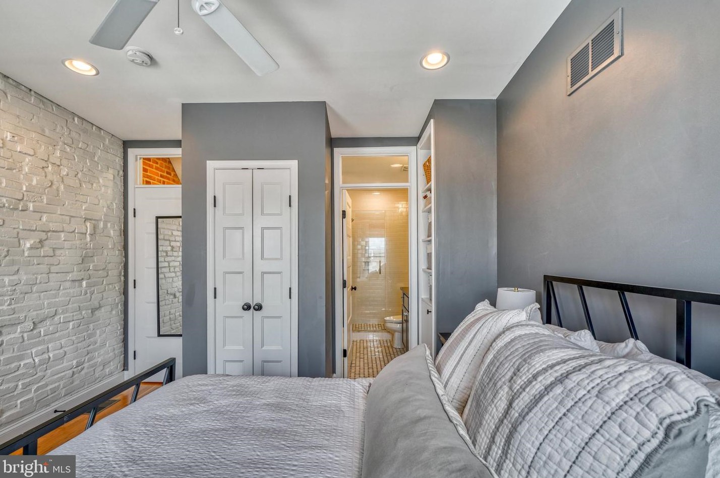 503 Bouldin St, Baltimore MD  21205-2807 exterior