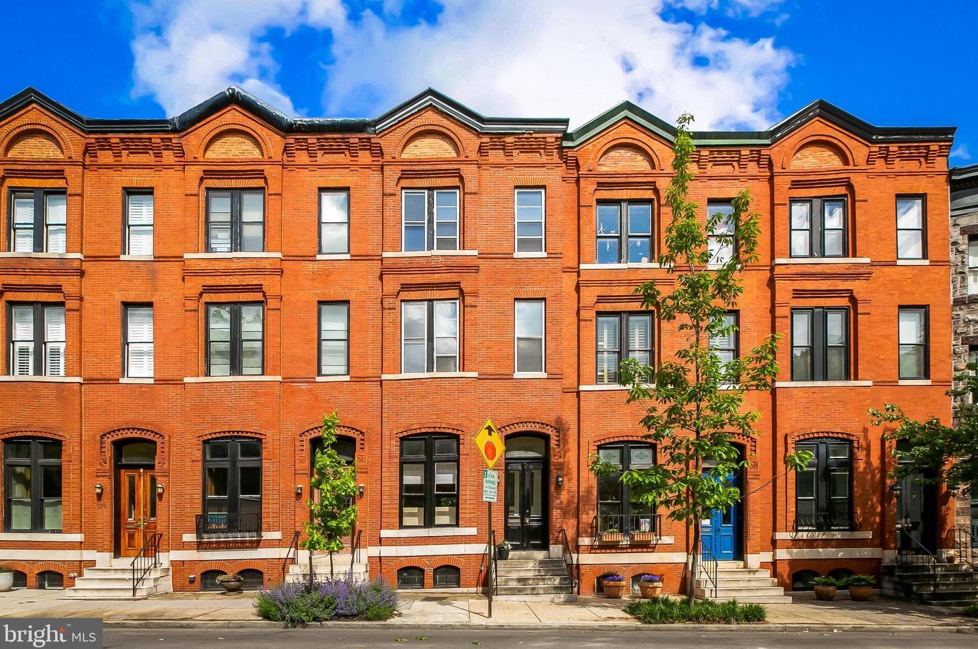 124 Lafayette Ave, Baltimore, MD 21217-4209