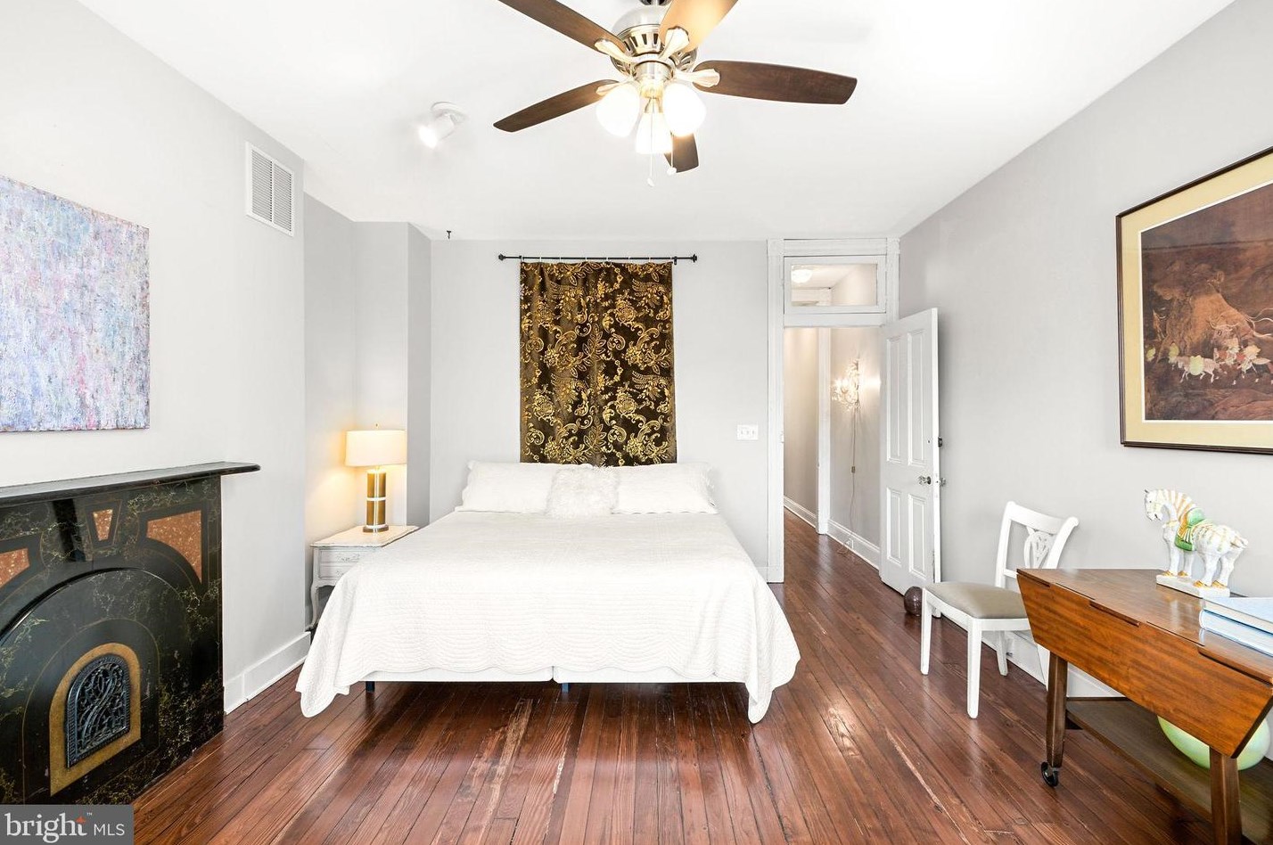 122 Collington Ave, Baltimore MD  21231-1635 exterior