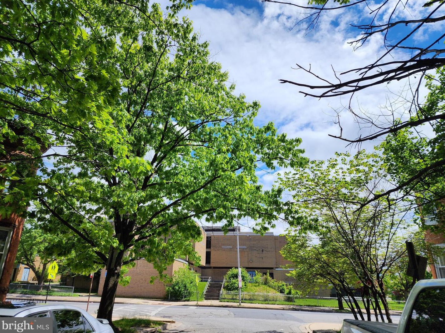 2704 Parkwood Ave, Baltimore, MD 21217-1921