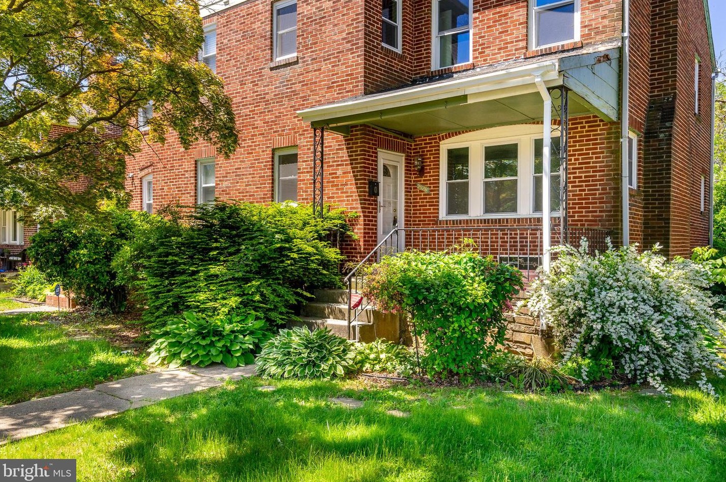 3526 White Chapel Rd, Baltimore, MD 21215-7332