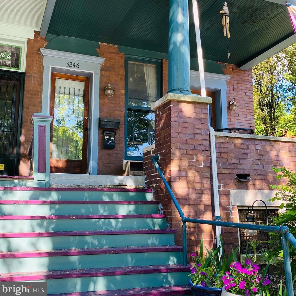 3246 Abell Ave, Baltimore, MD 21218-3463