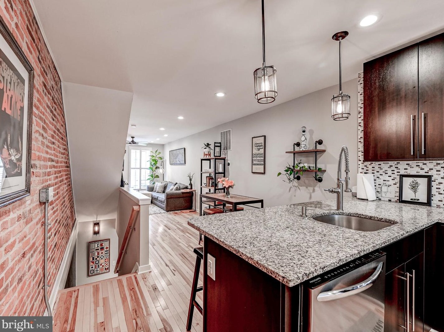 7 Streeper St, Baltimore MD  21224-1250 exterior