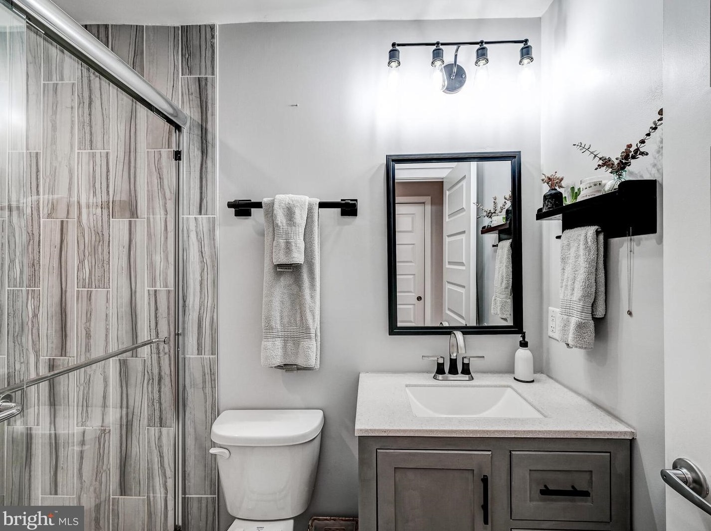 7 Streeper St, Baltimore MD  21224-1250 exterior