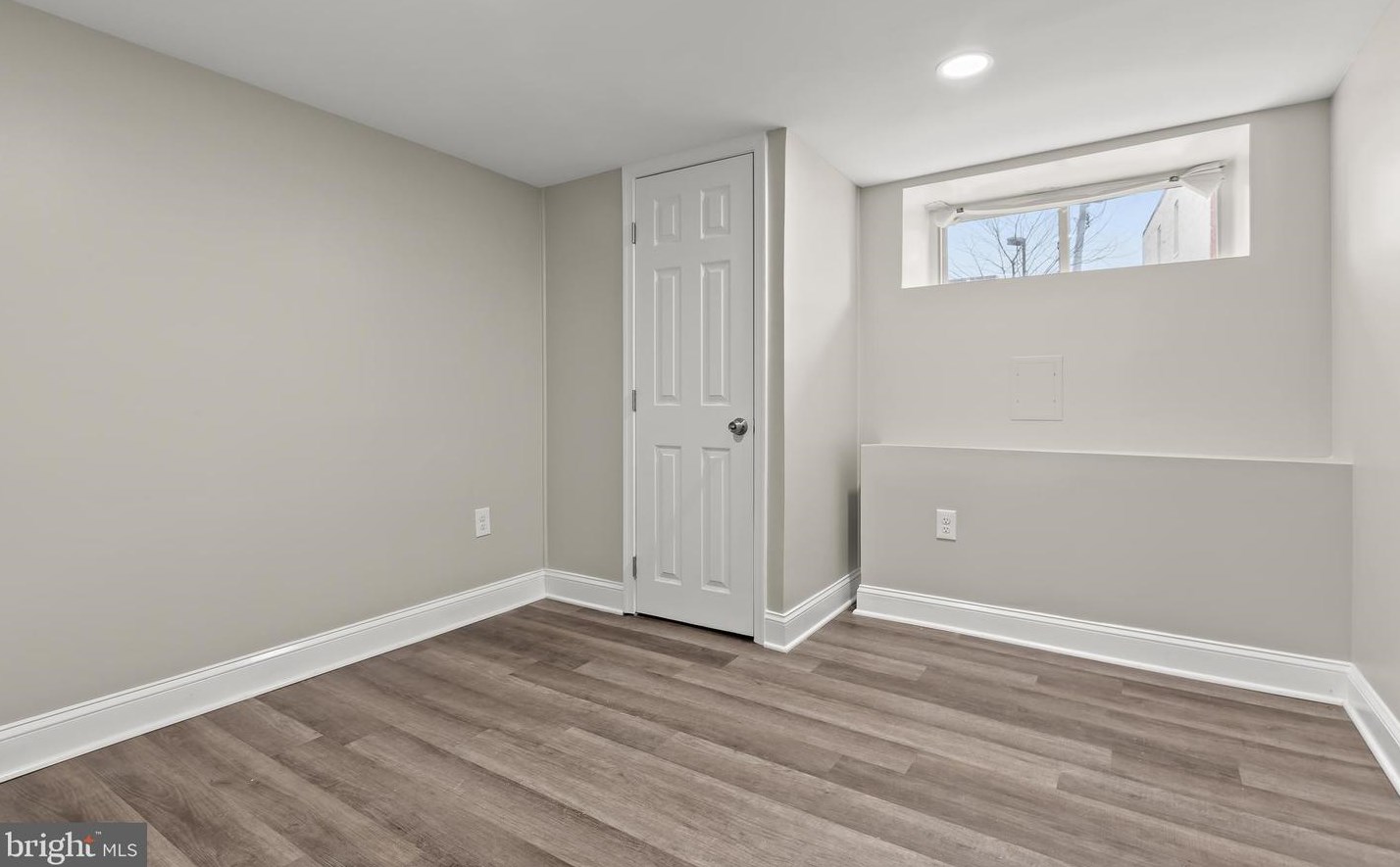 210 Ellwood Ave, Baltimore MD  21224-1309 exterior